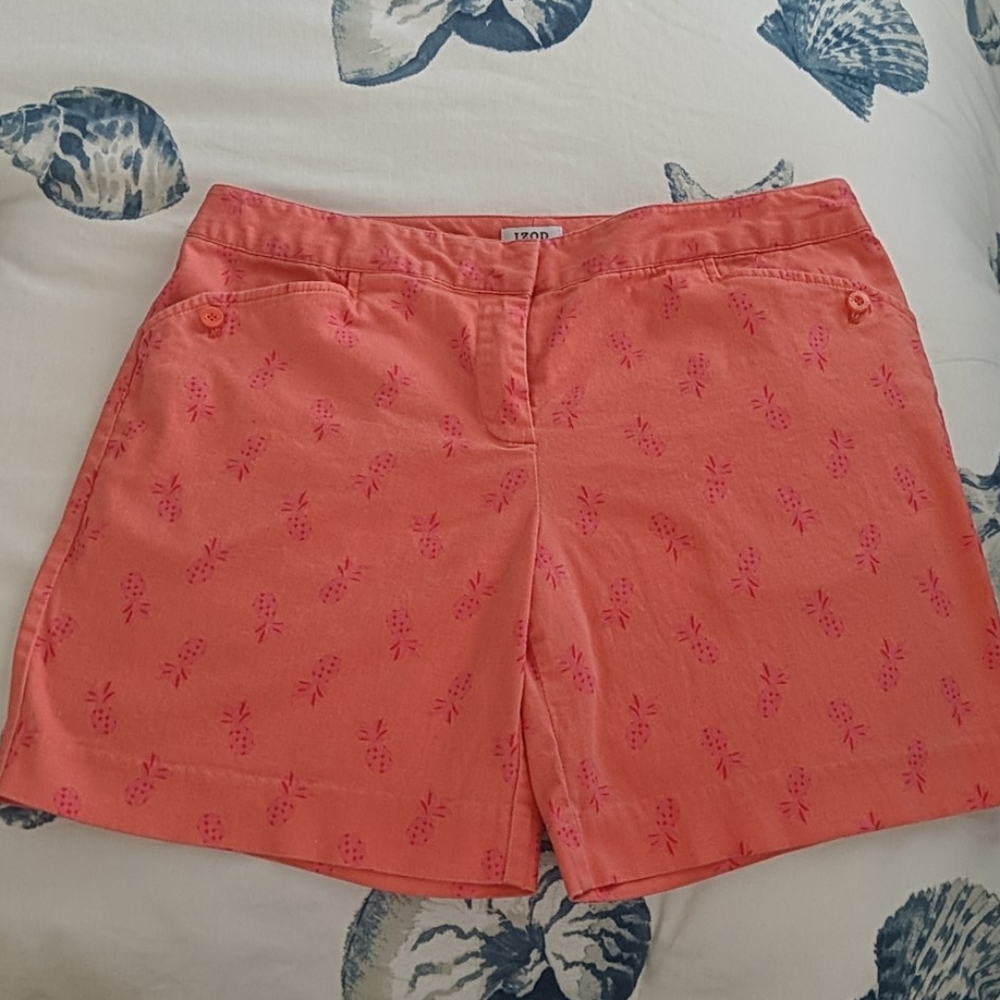 Izod golf shorts